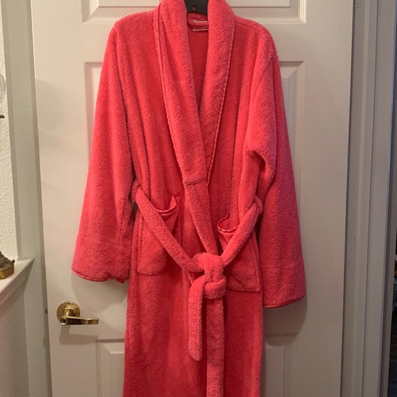 Bath & Body Works Intimates & Sleepwear Bathbody Works Hot Pink Fleece Robepockets And